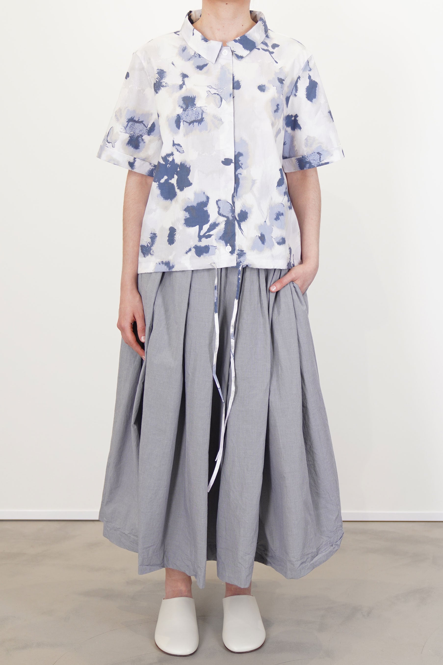 model wearing bergfabel alma shirt blooms minimalist everyday style