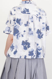 back view bergfabel alma shirt blooms back yoke detail and short sleeves