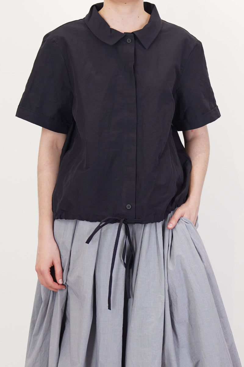 front view bergfabel alma shirt cotton linen black