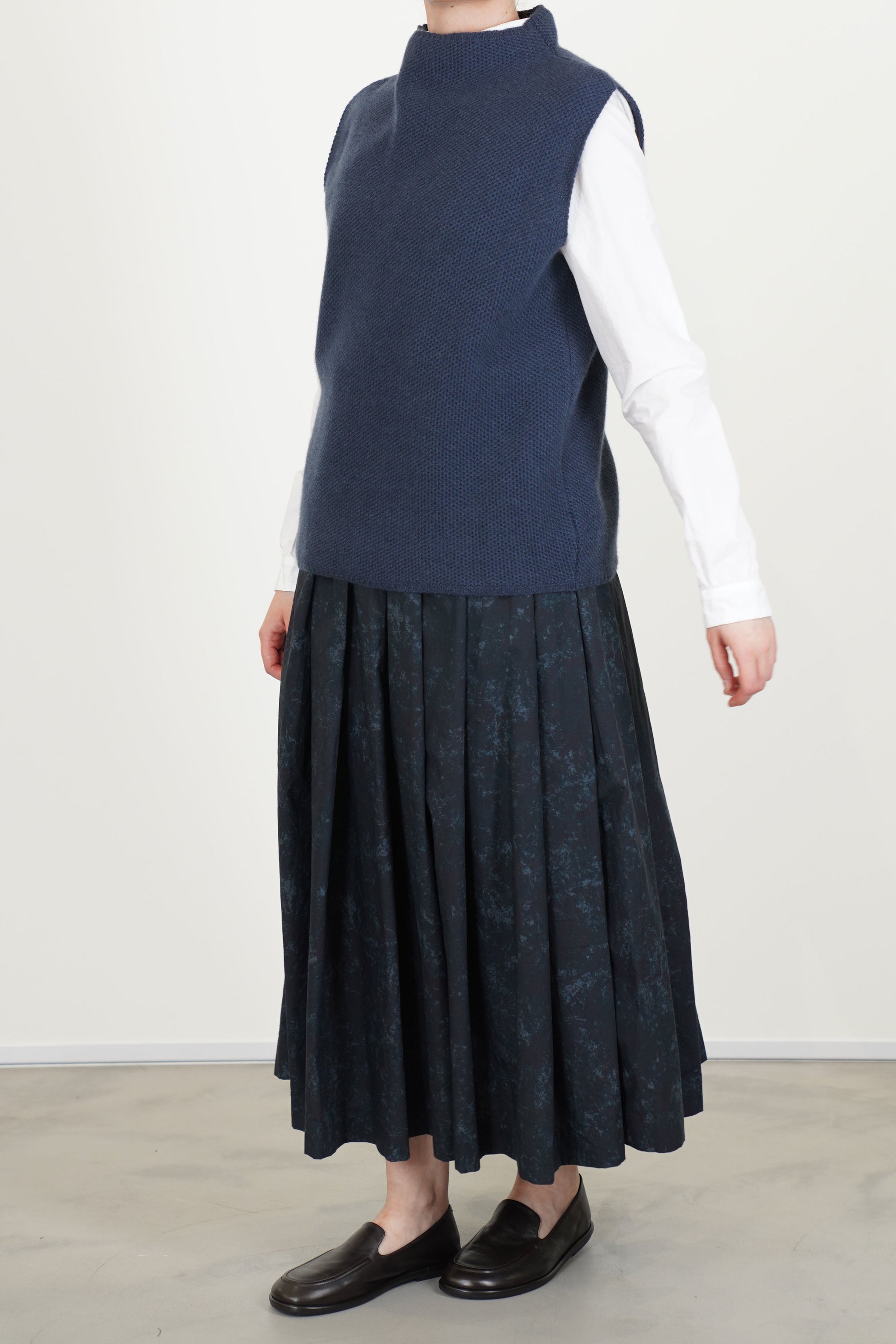 alva vest cashmere mazarine