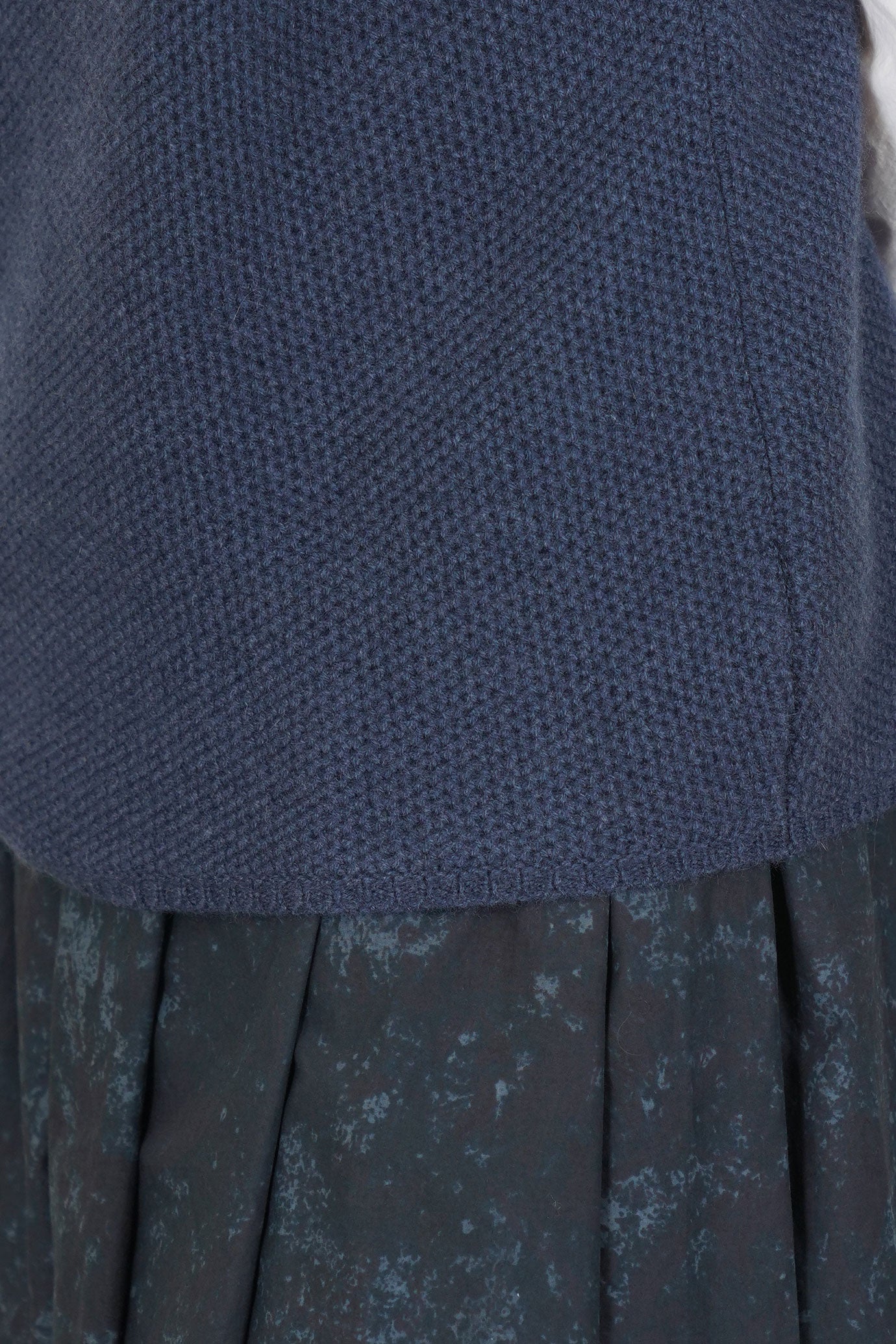 alva vest cashmere mazarine