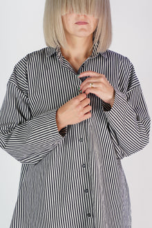 long overshirt black stripes
