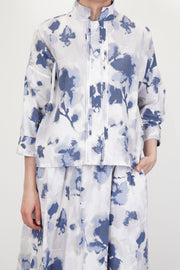 front view of bergfabel claudia shirt blooms