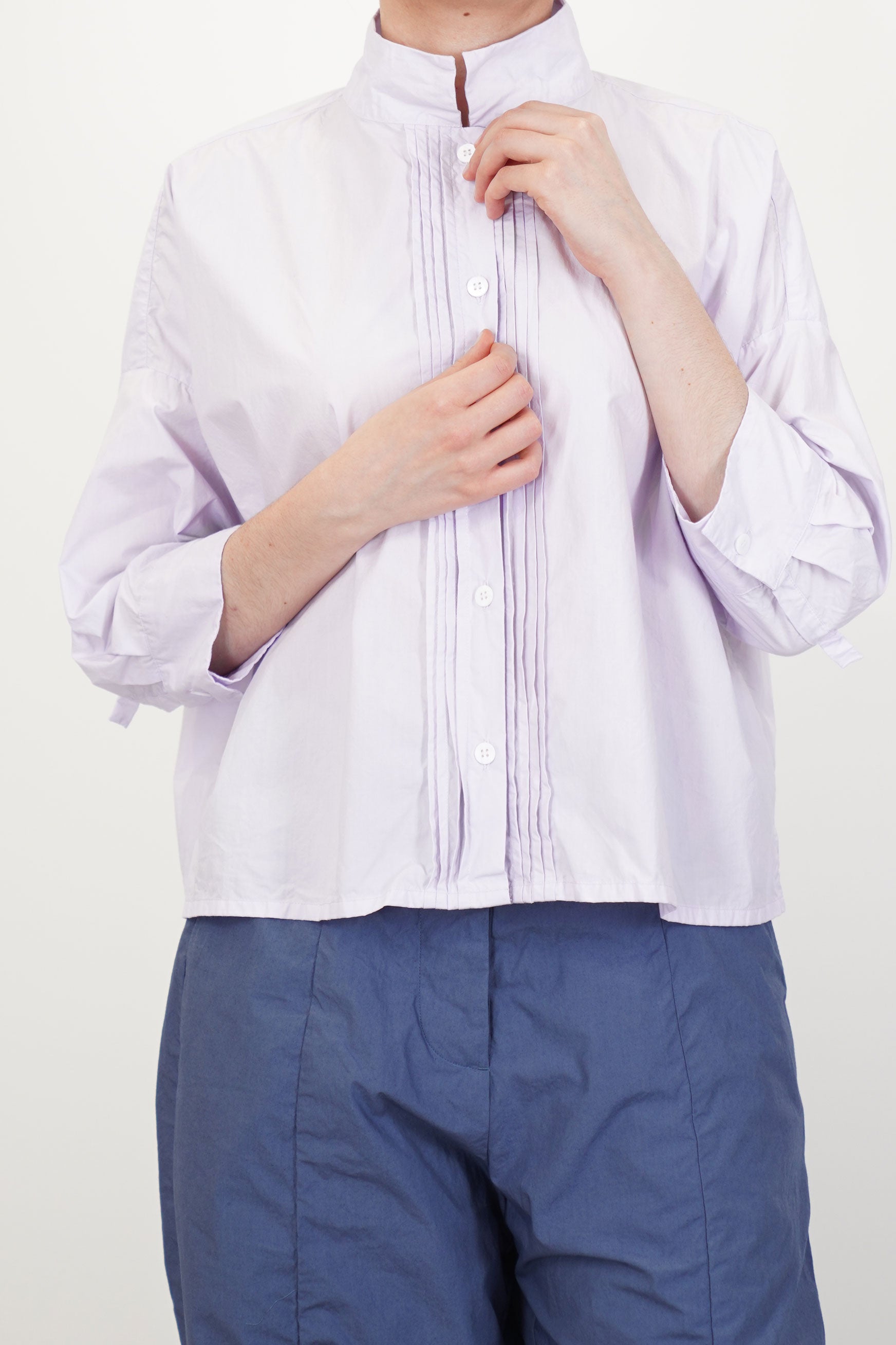 bergfabel claudia shirt peony detail view of button front opening