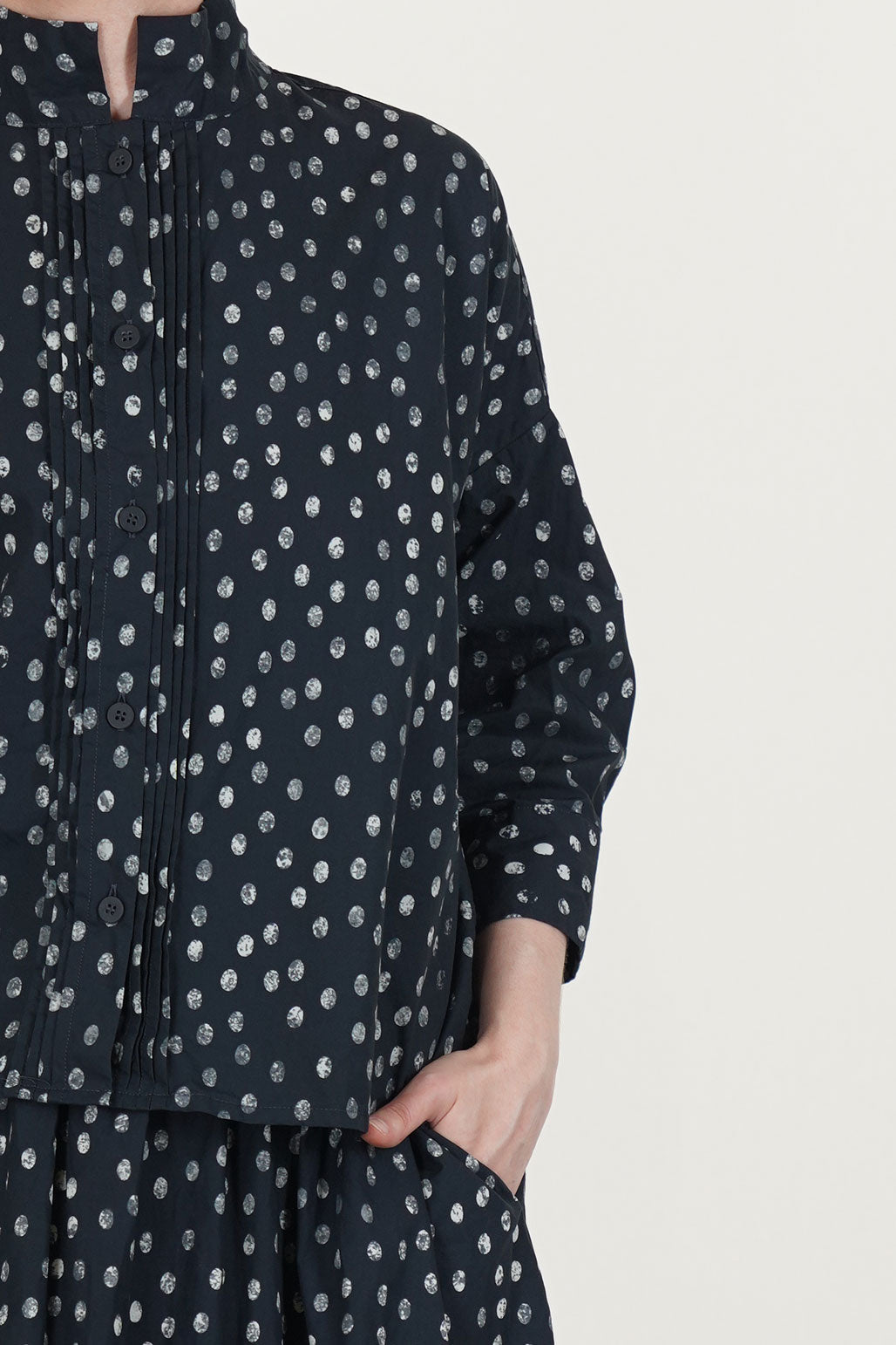 claudia shirt pois