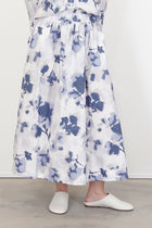 front view of bergfabel ivy skirt blooms