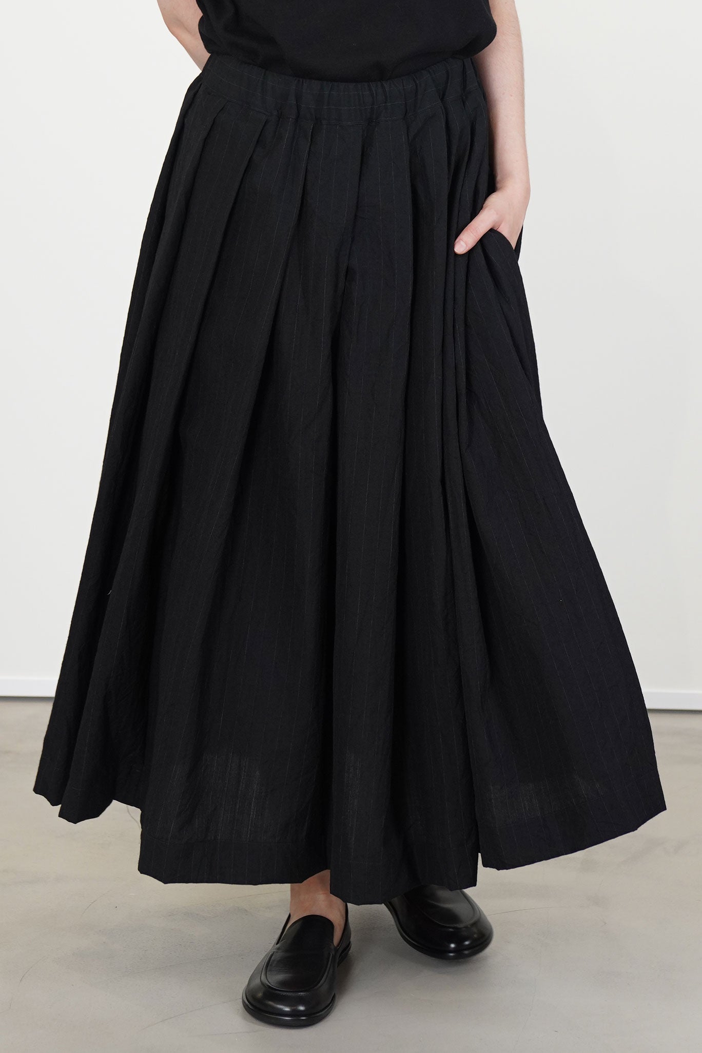 matilde skirt wool black stripe