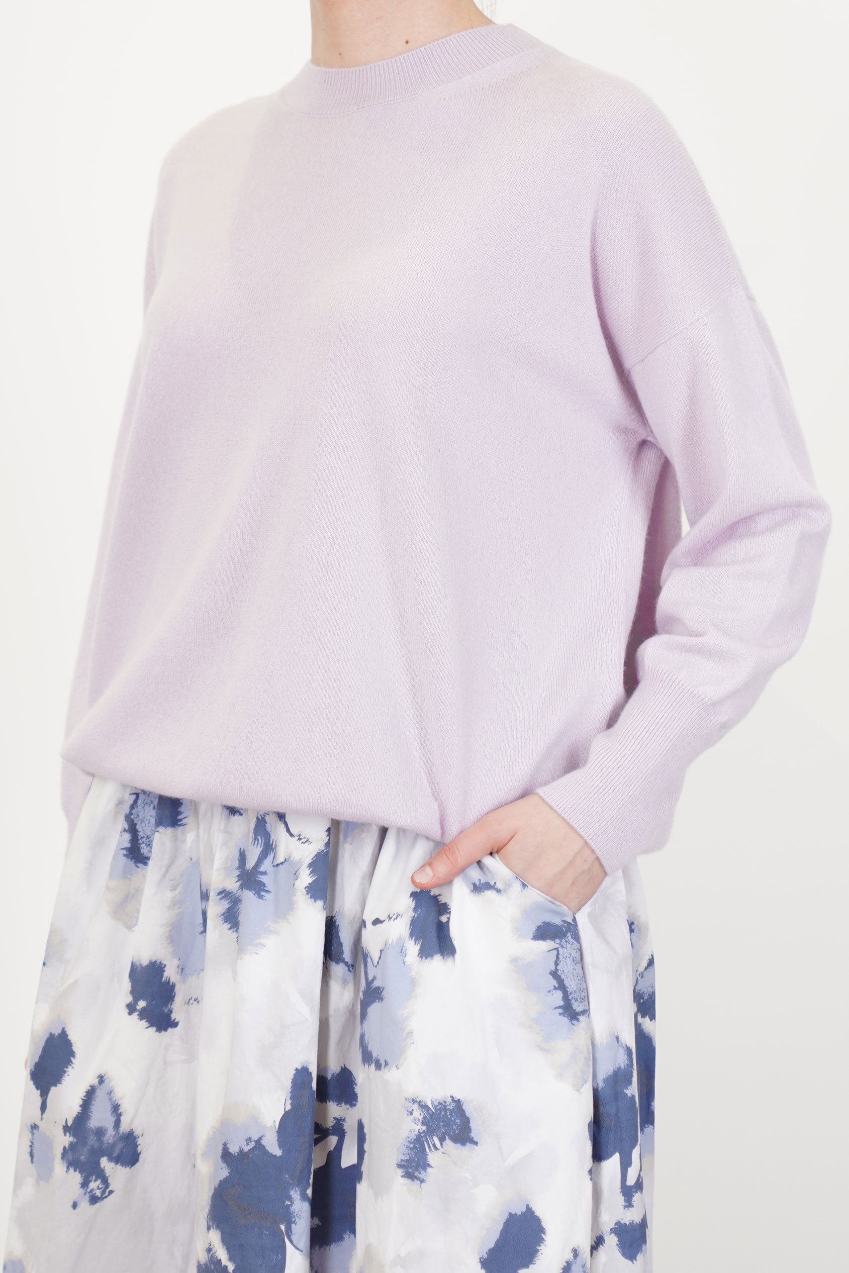 front view of bergabel rina pullover peony