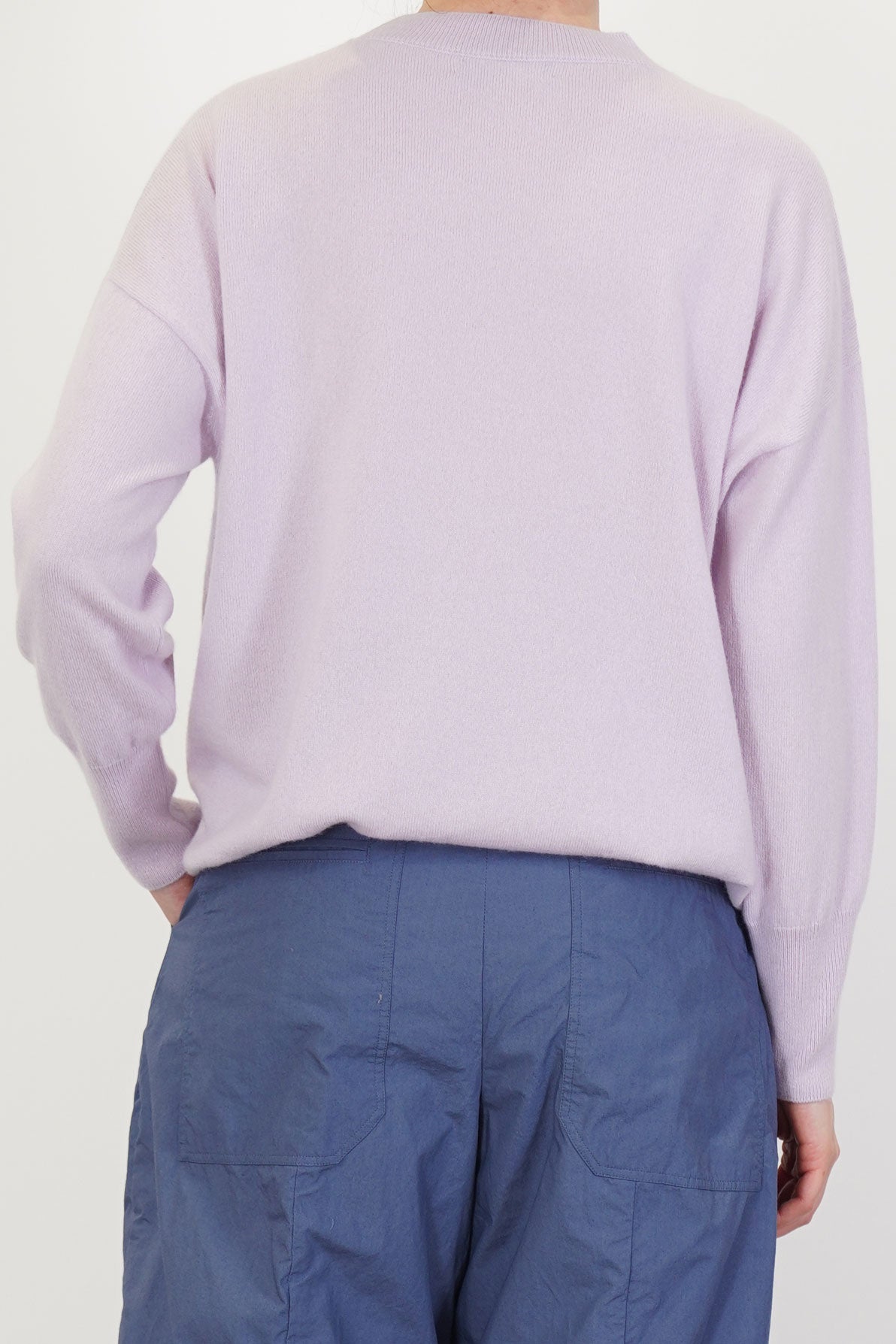 back view of bergabel rina pullover peony