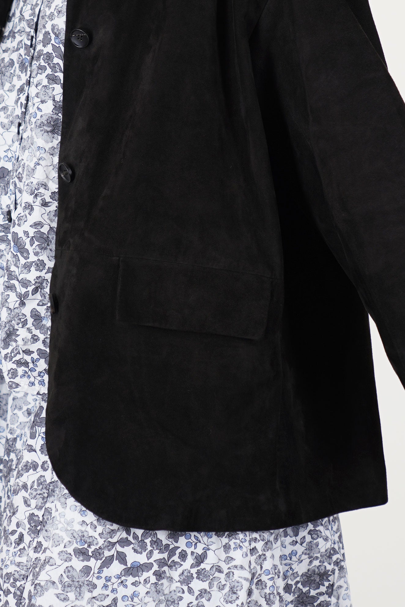 detail view of bergfabel suede leather jacket bella deep brown flap pocket detail