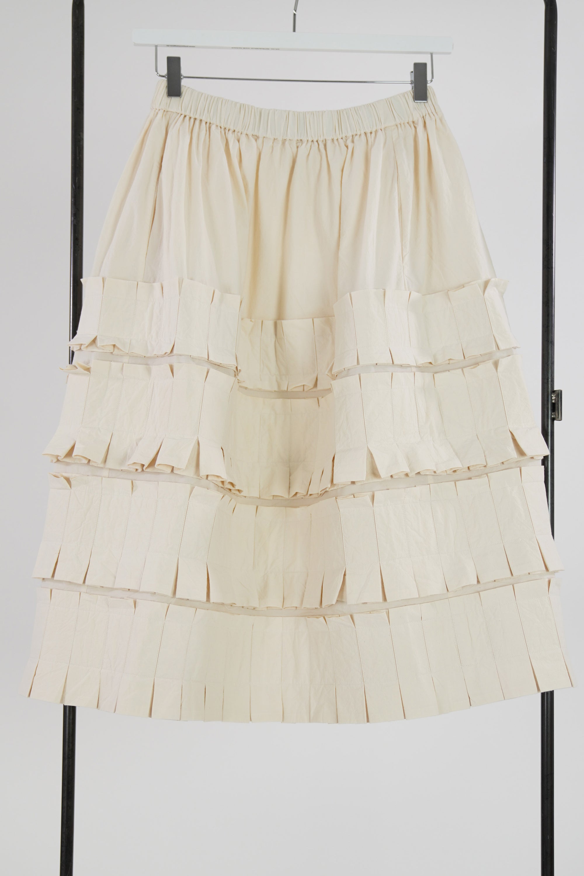 frilly skirt natural 20fj145