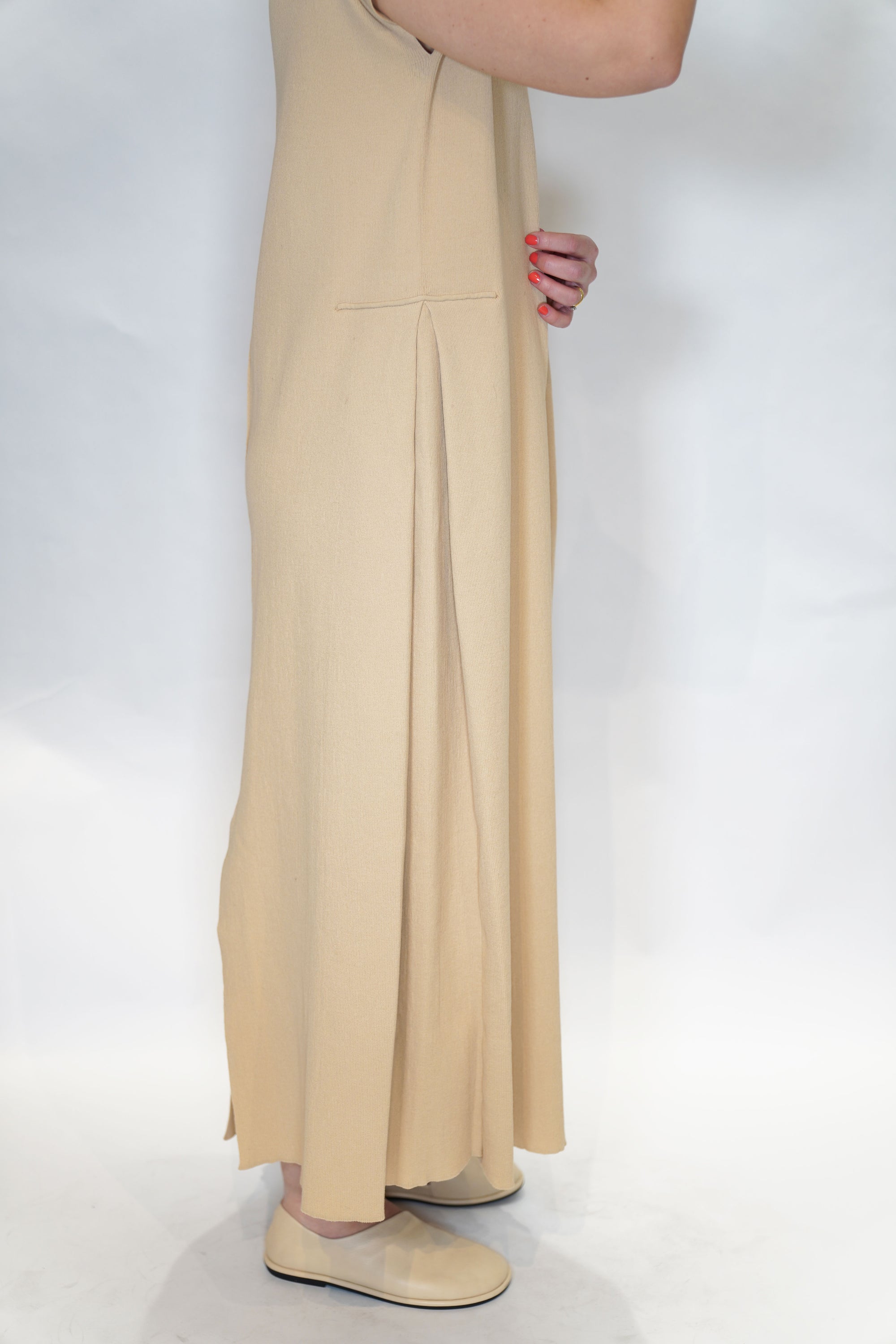 coste 2/2 dress almond 24fk017