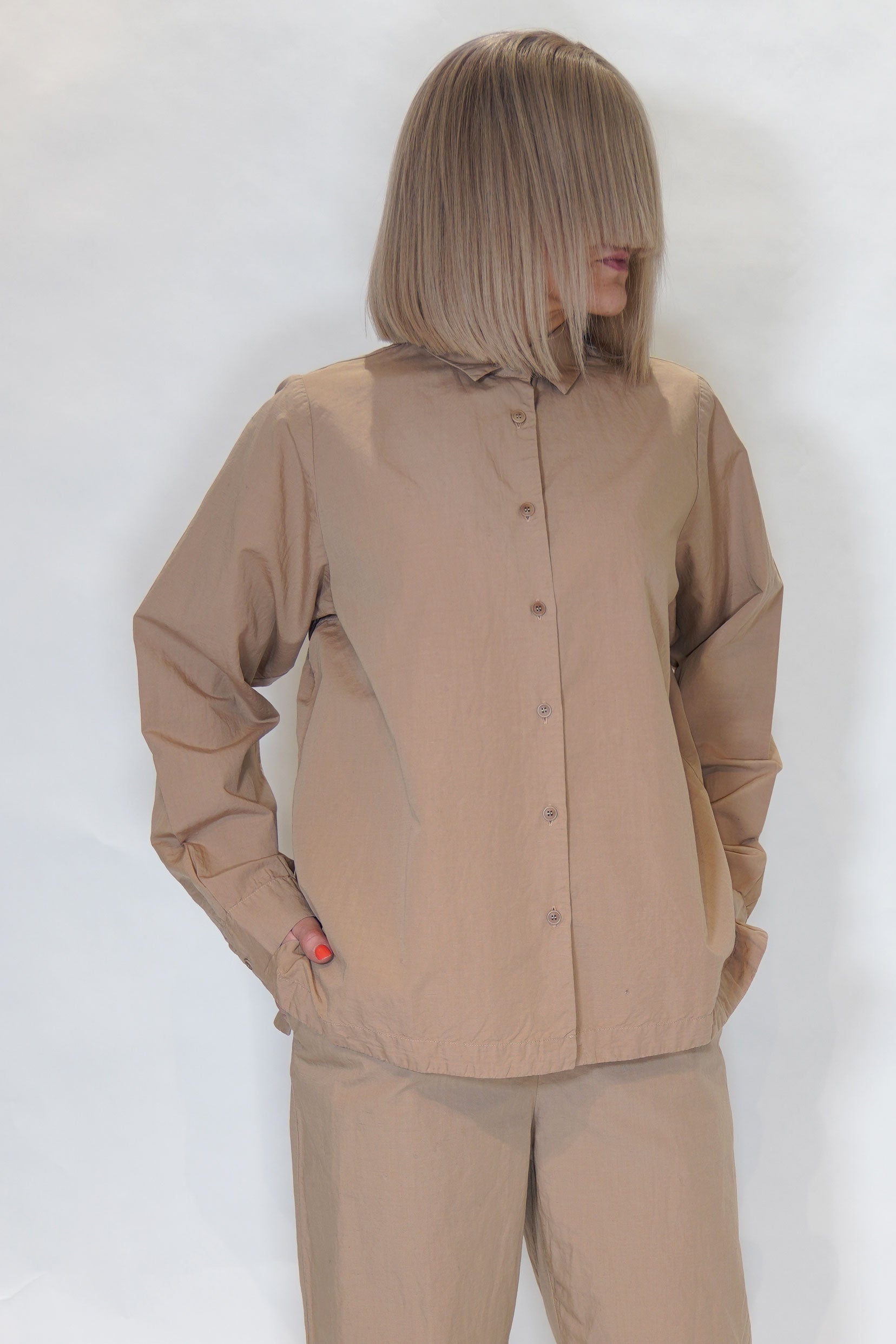 新品未使用　casey casey シャツ レディース　s casey casey cotton linen alix shirt sand 24fc375 | carrousel the store