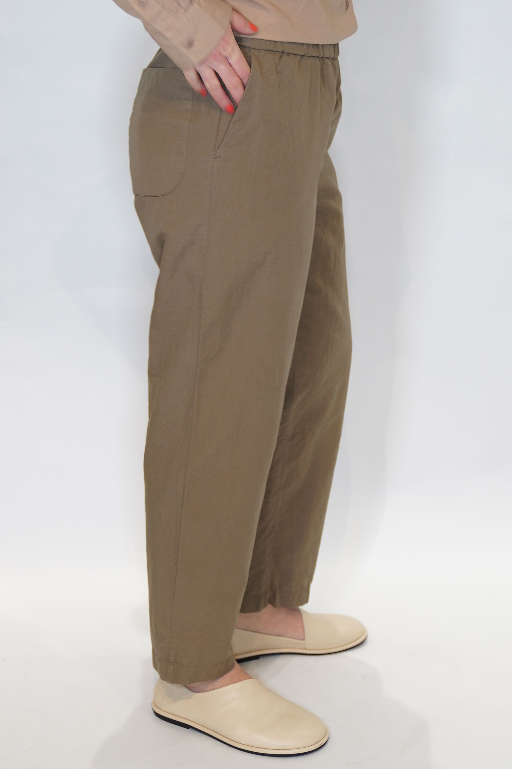 casey casey cotton linen fabi pant olive 24fp236 | Carrousel casey casey cotton linen fabi pant olive 24fp236 | Carrousel