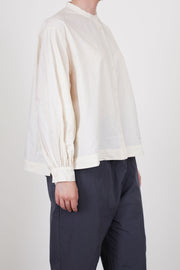 casey casey biggy grandad shirt natural crafted in soft cotton material. 