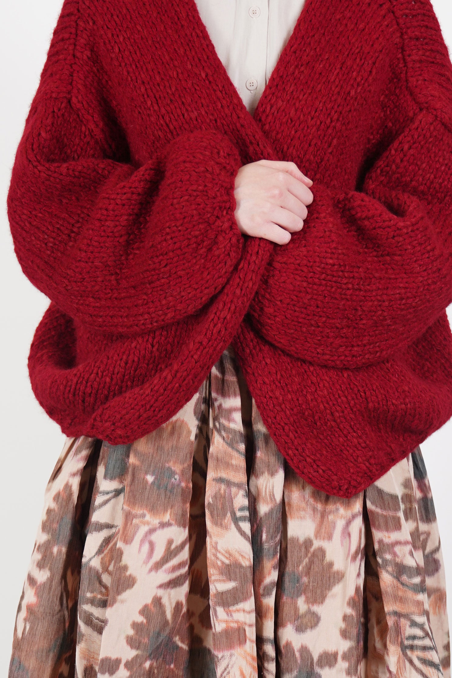 casey casey short cardigan woolen red 25fk029 | carrousel the store