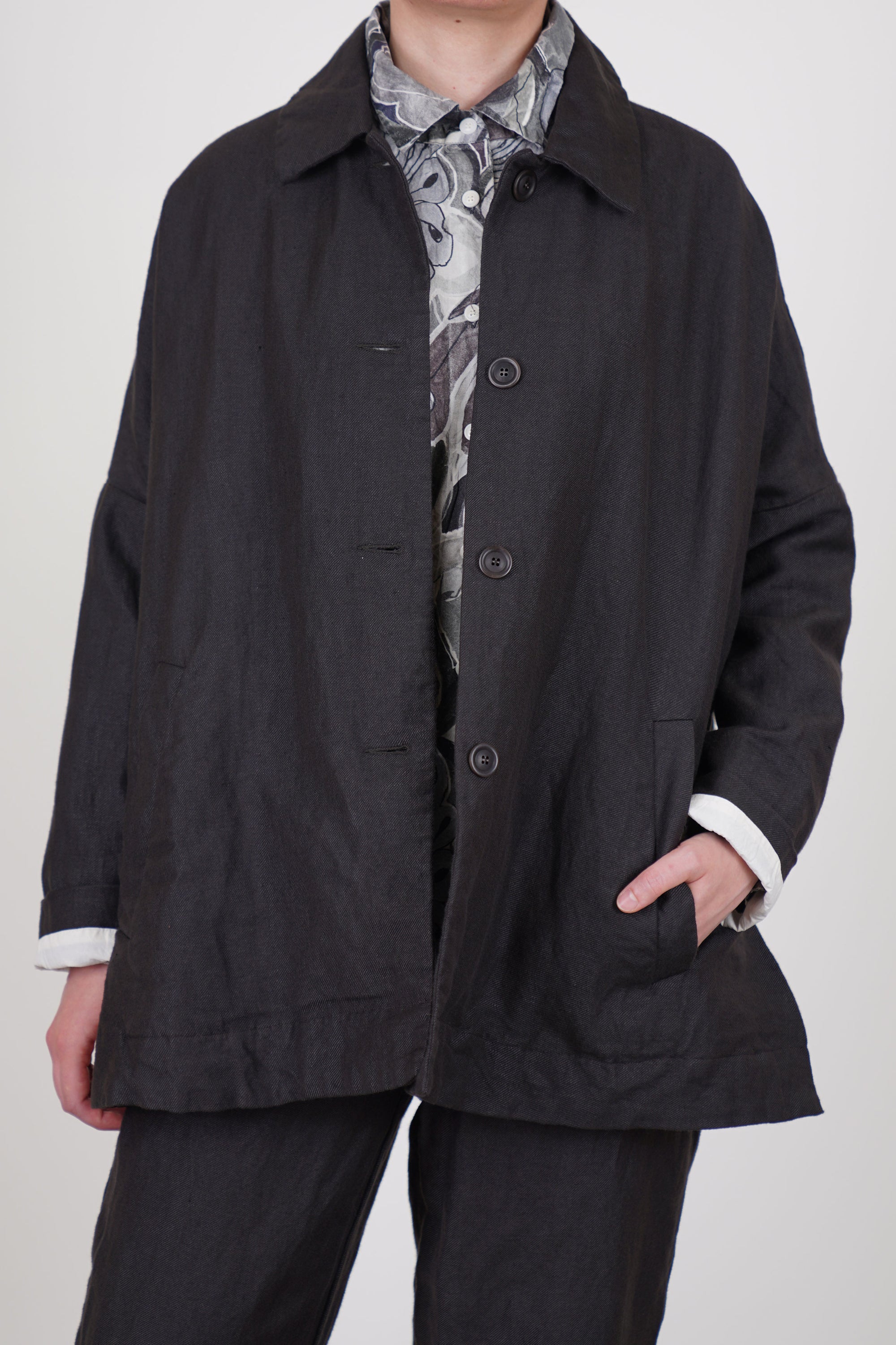 casey casey sunny bab jacket dark brown crafted in a soft and warm linen-virgin wool blend and fully cotton lined. 