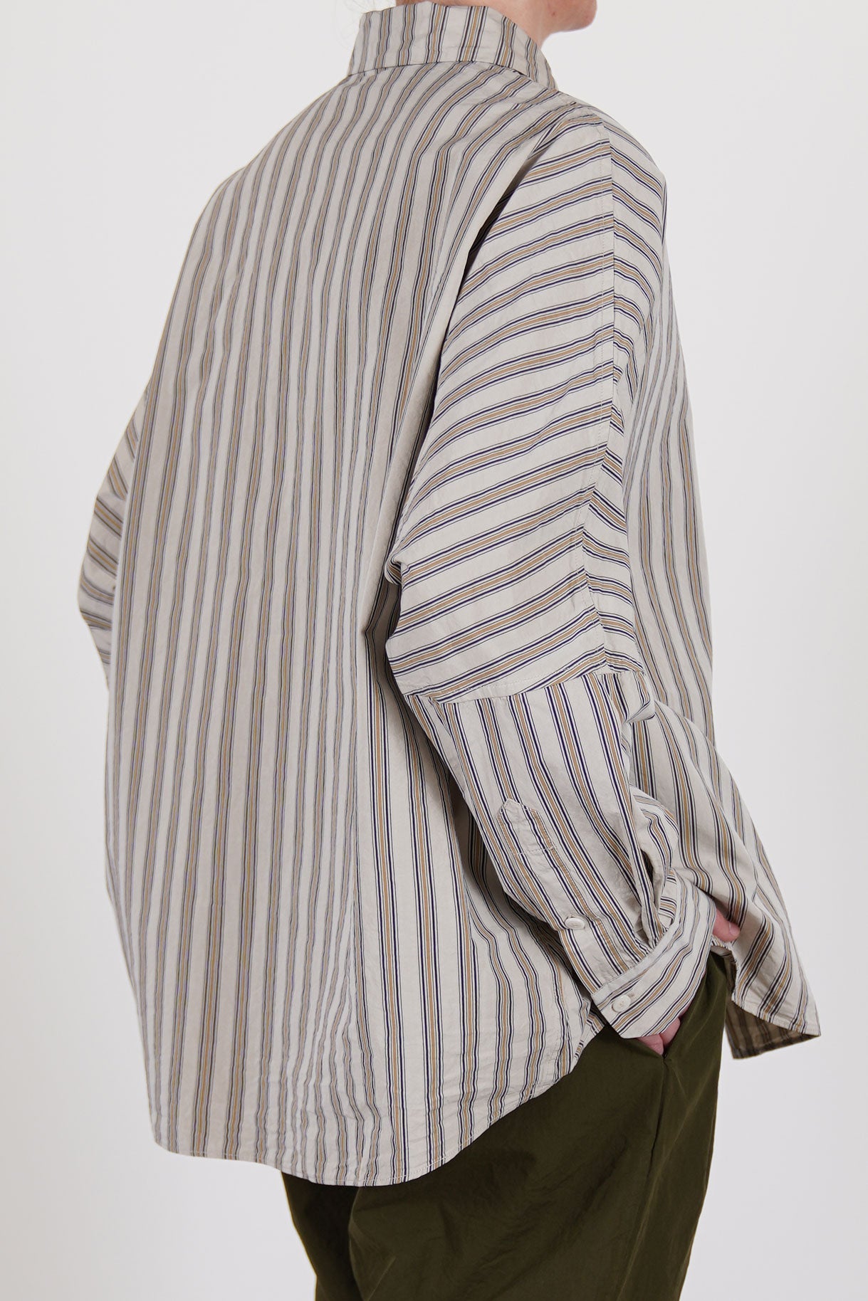 profile view of casey casey waga shirt as is n°3 drop shoulders, relaxed wide fit