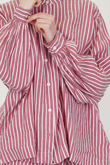casey casey biggy grandad shirt stripe 2 front view of fabric gathered details at the cuffs