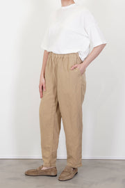 model wears casey casey fabi pant tuareg jute 