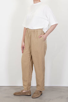 model wears casey casey fabi pant tuareg jute 