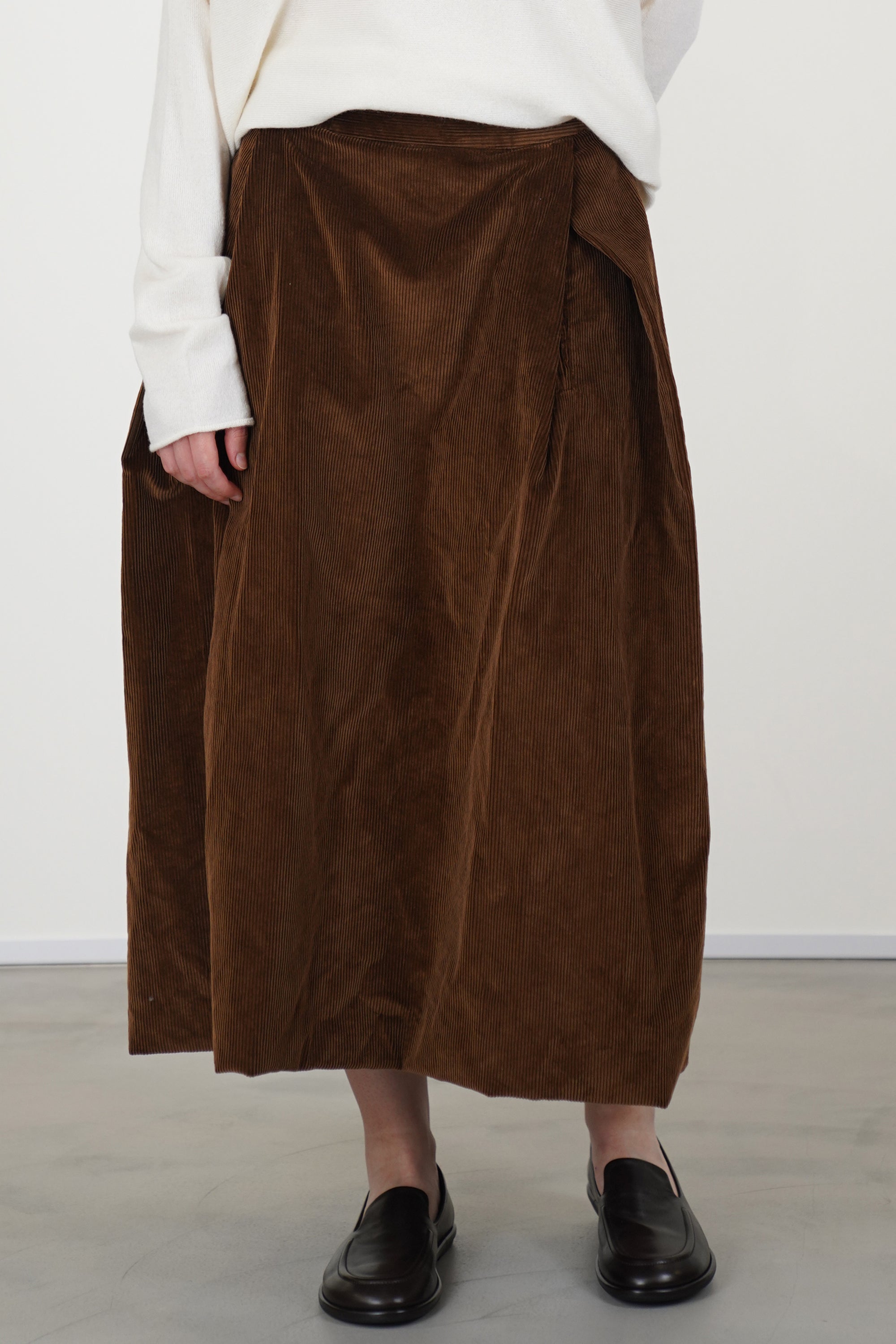 moon skirt cord tan