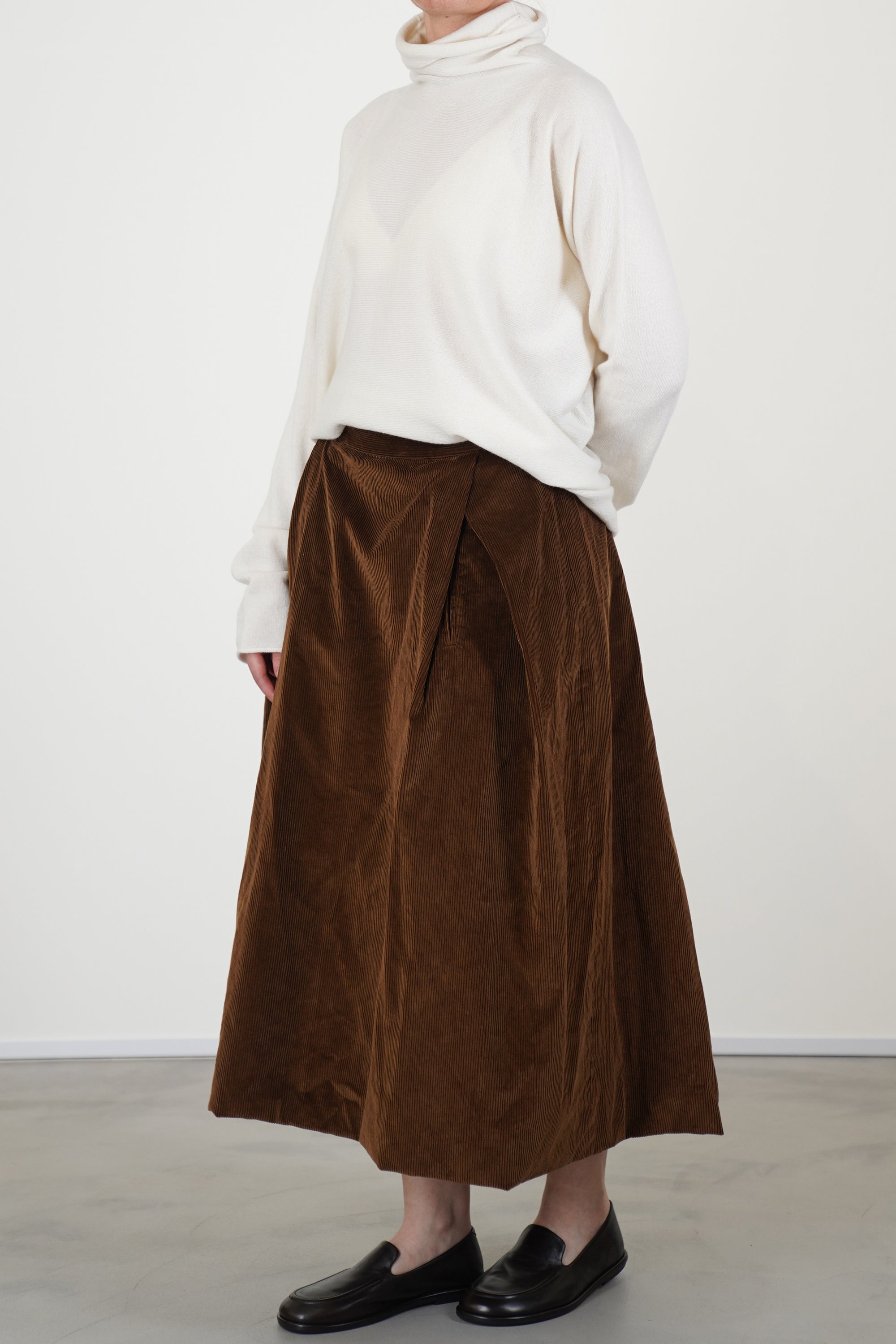 moon skirt cord tan