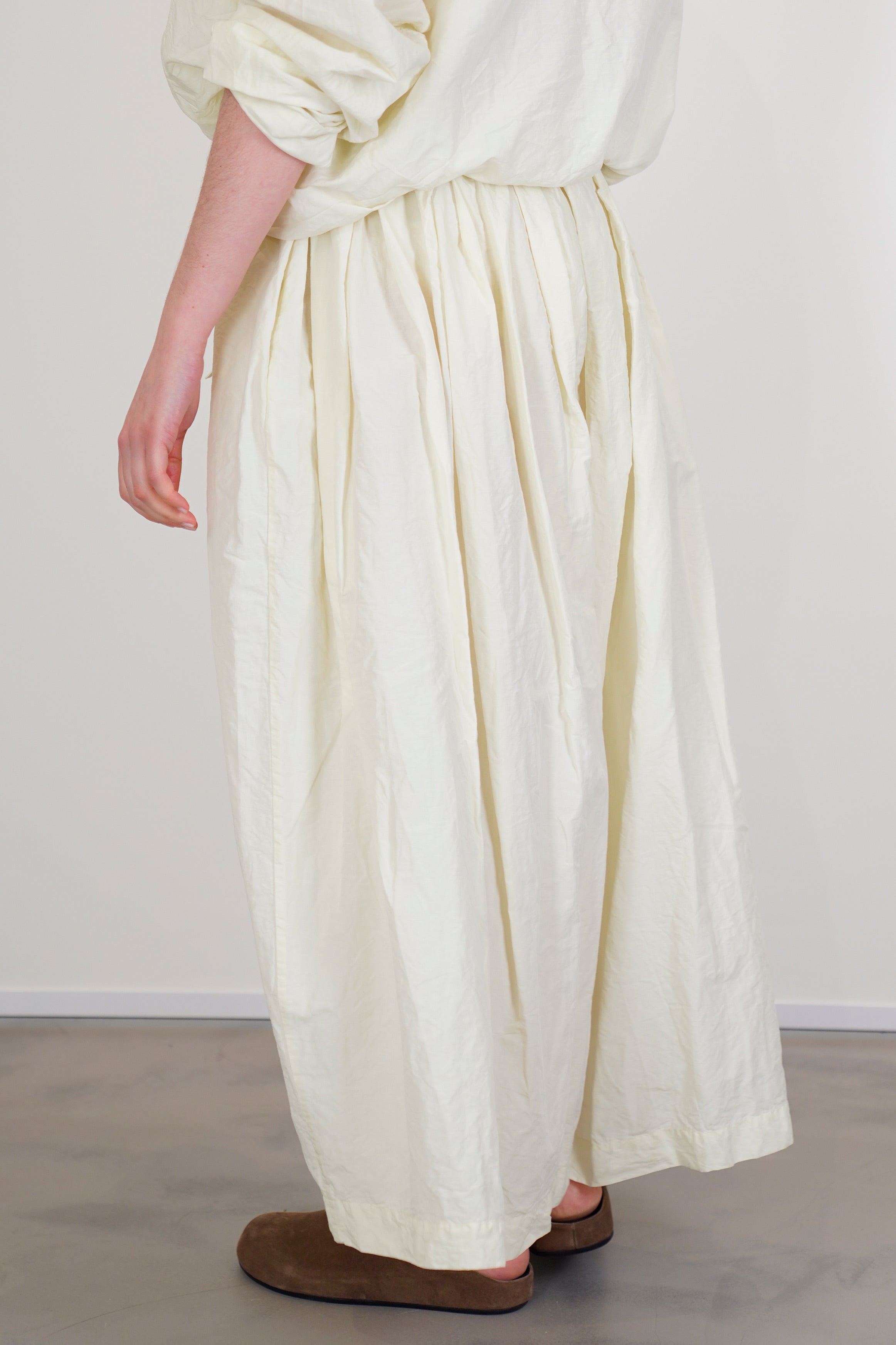 box pant light green