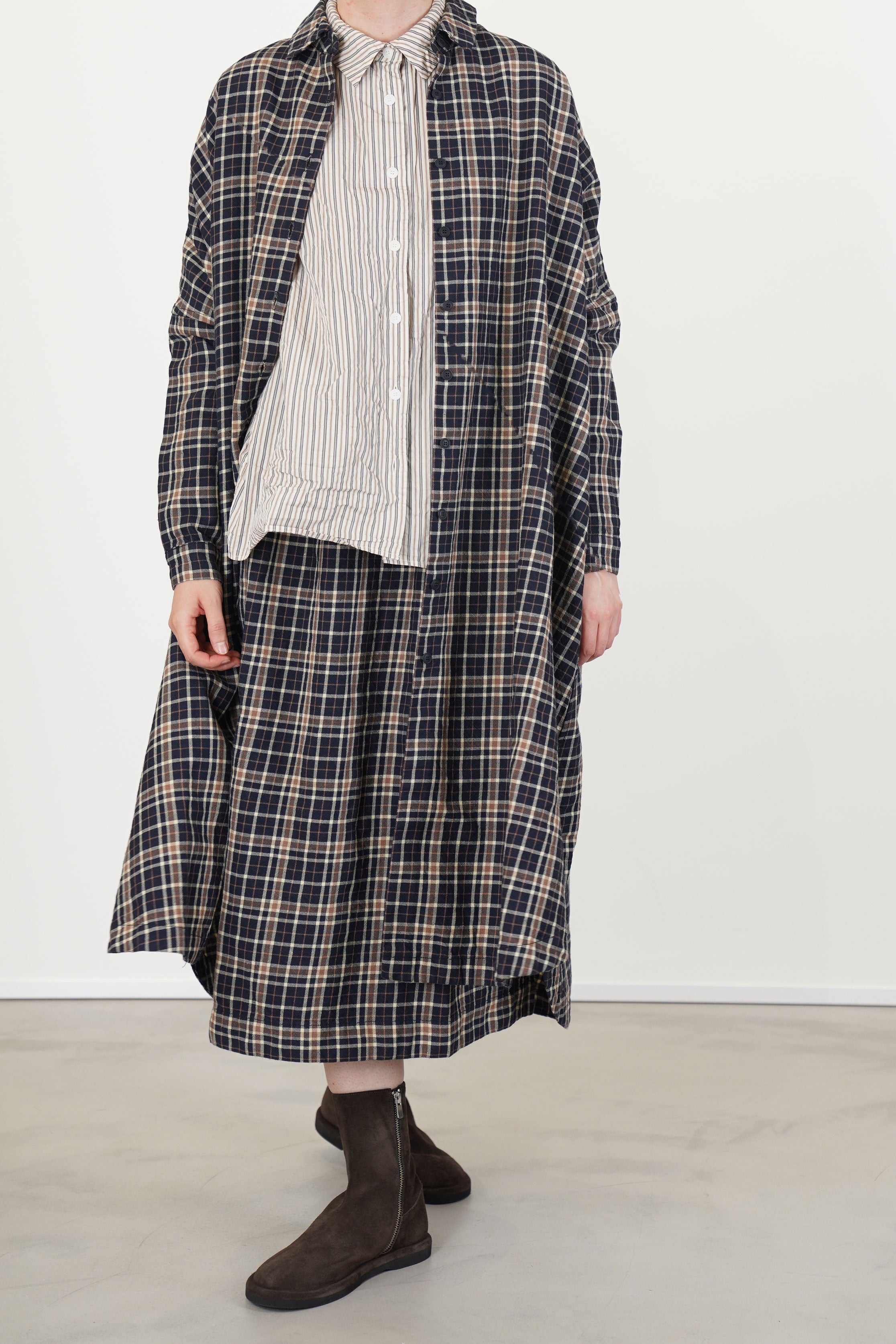 simple skirt check
