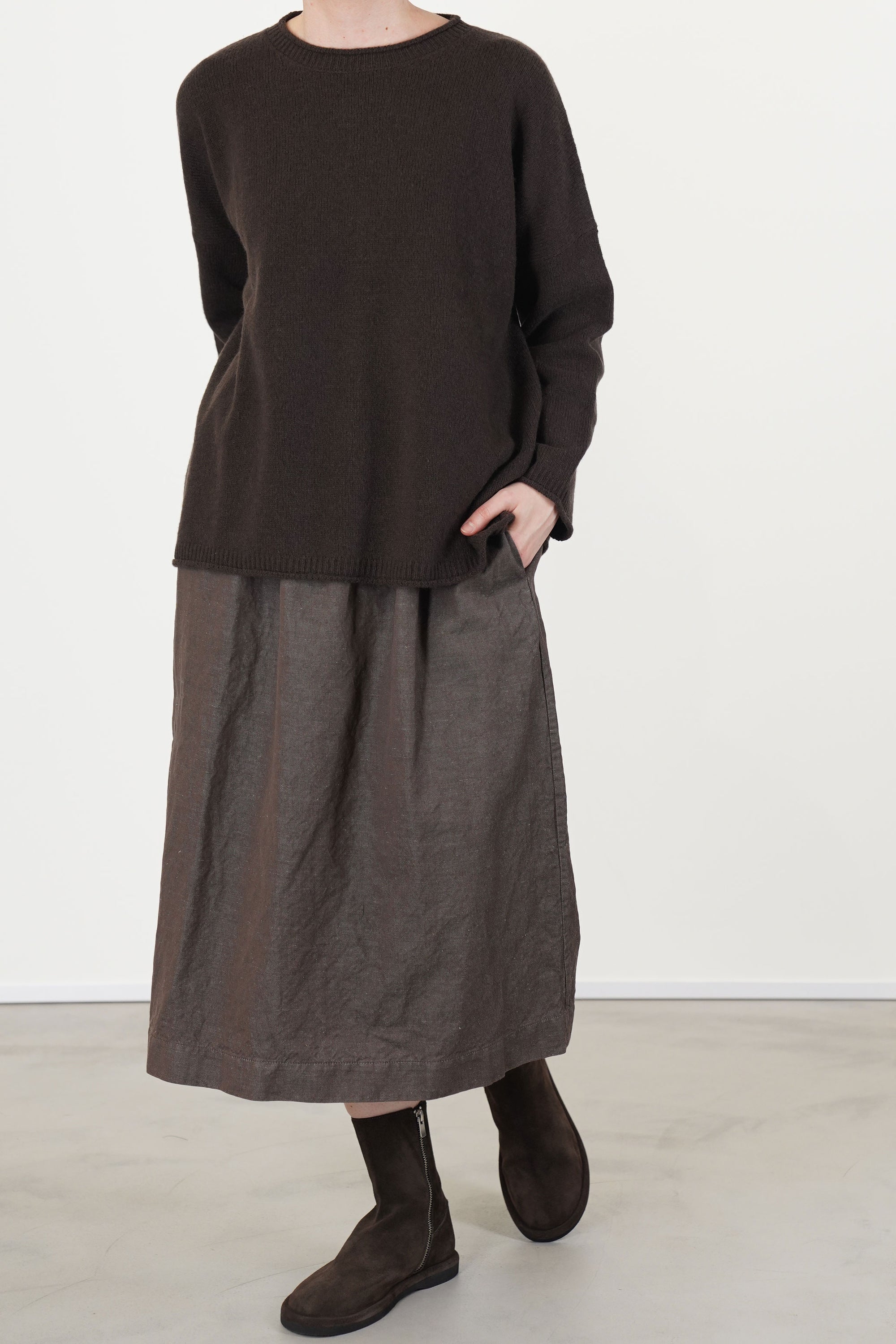 simple skirt toughy brown