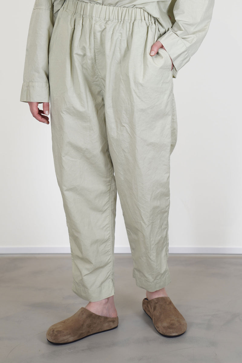 simple tippy pant light green