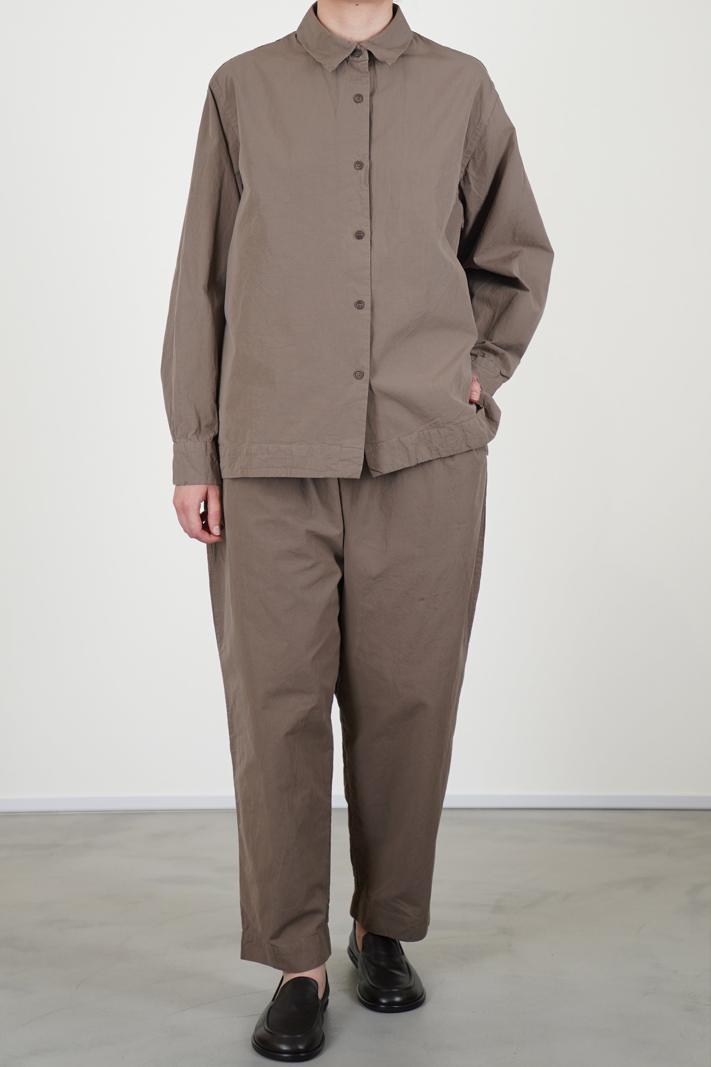 tippy pant clay