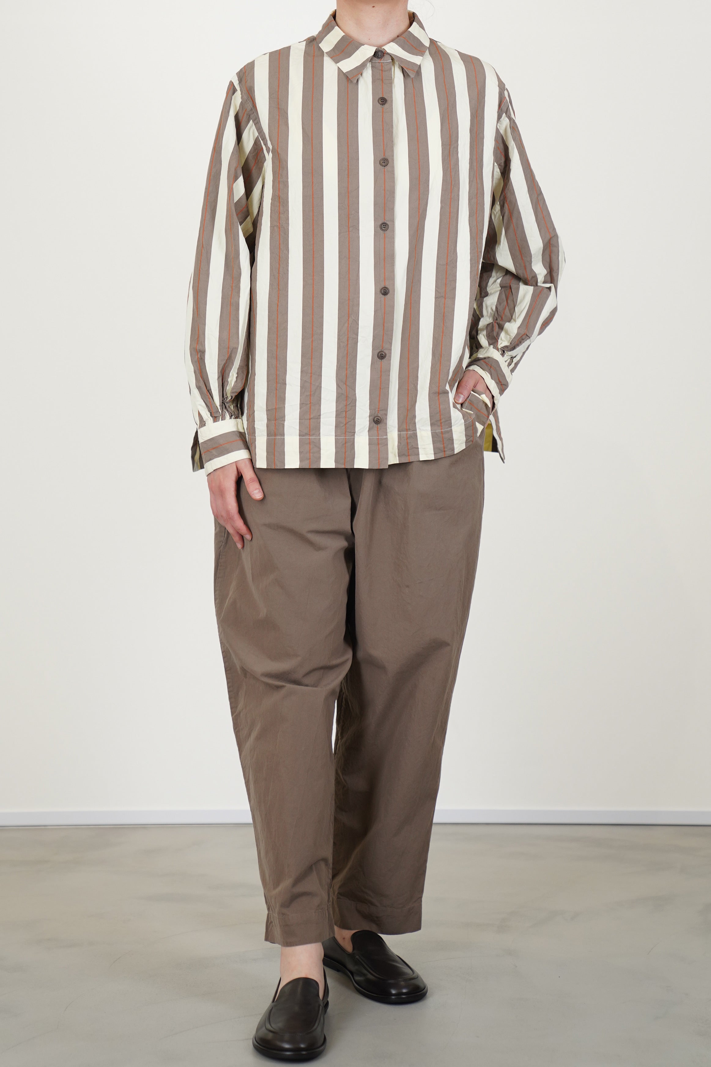 tippy pant clay