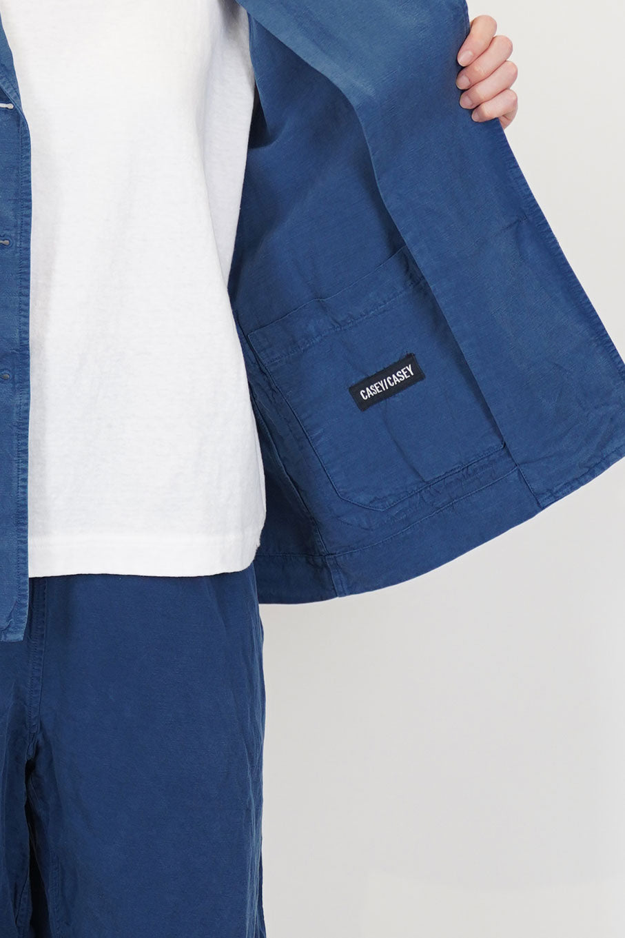 casey casey workwear puddy jacket tuareg blue | carrousel the store