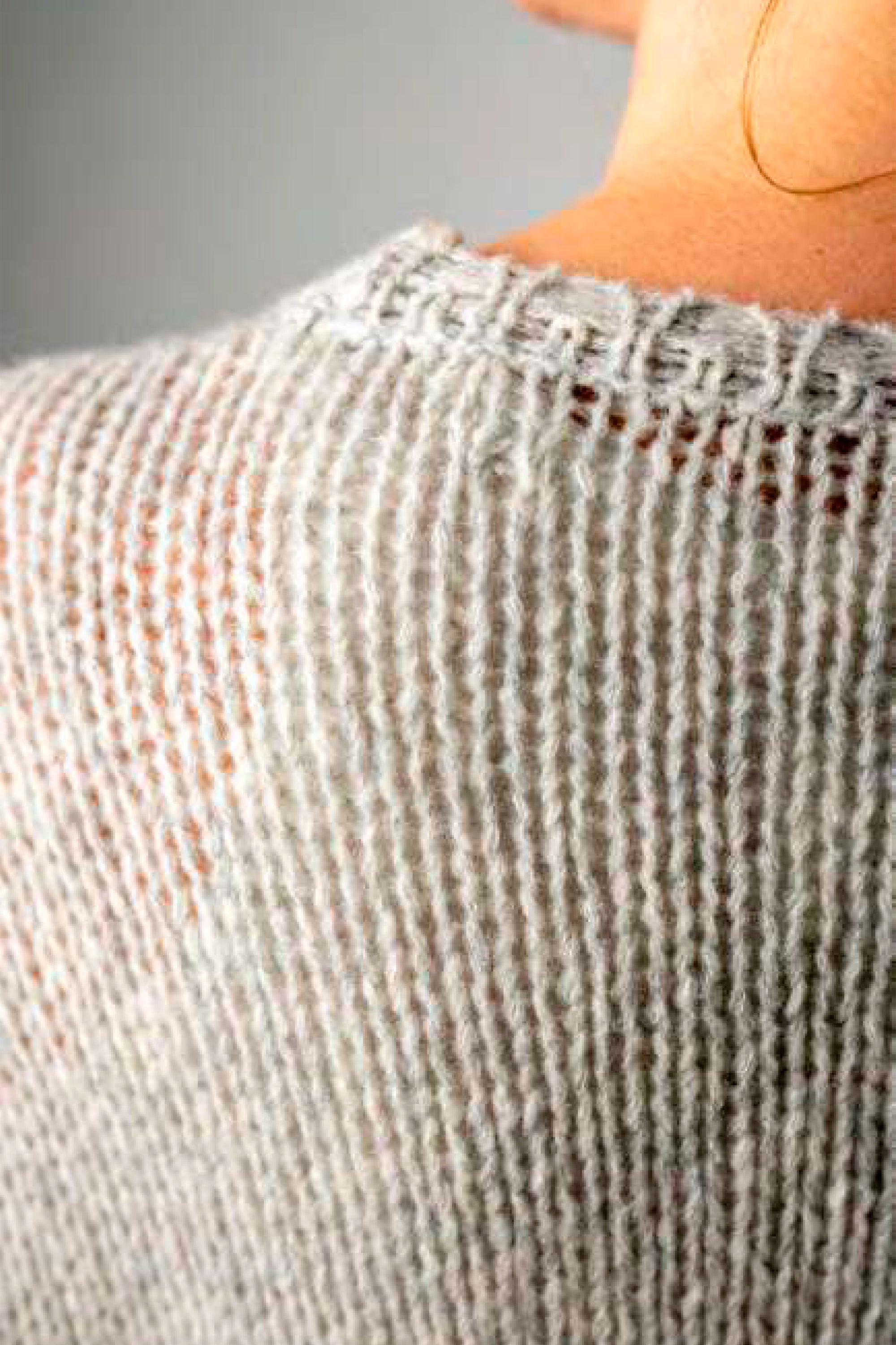 ultra soft cropped cashmere knit coal