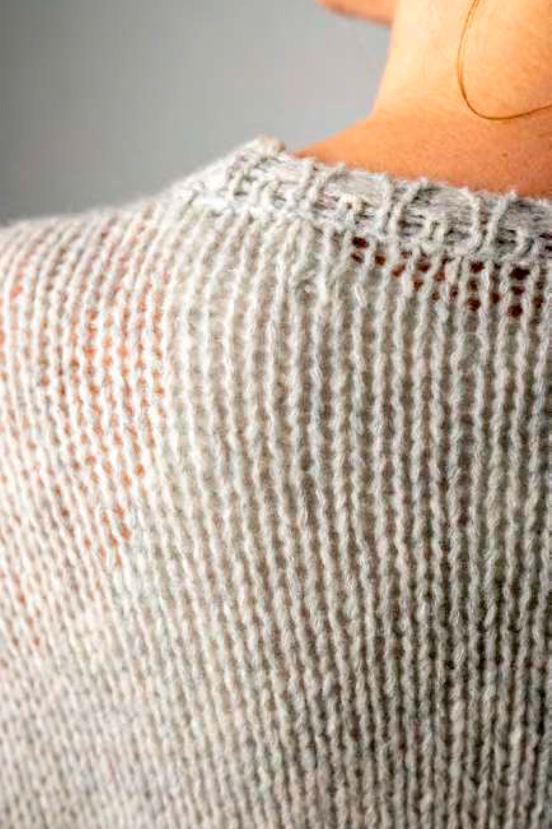 ultra soft cropped cashmere knit coal