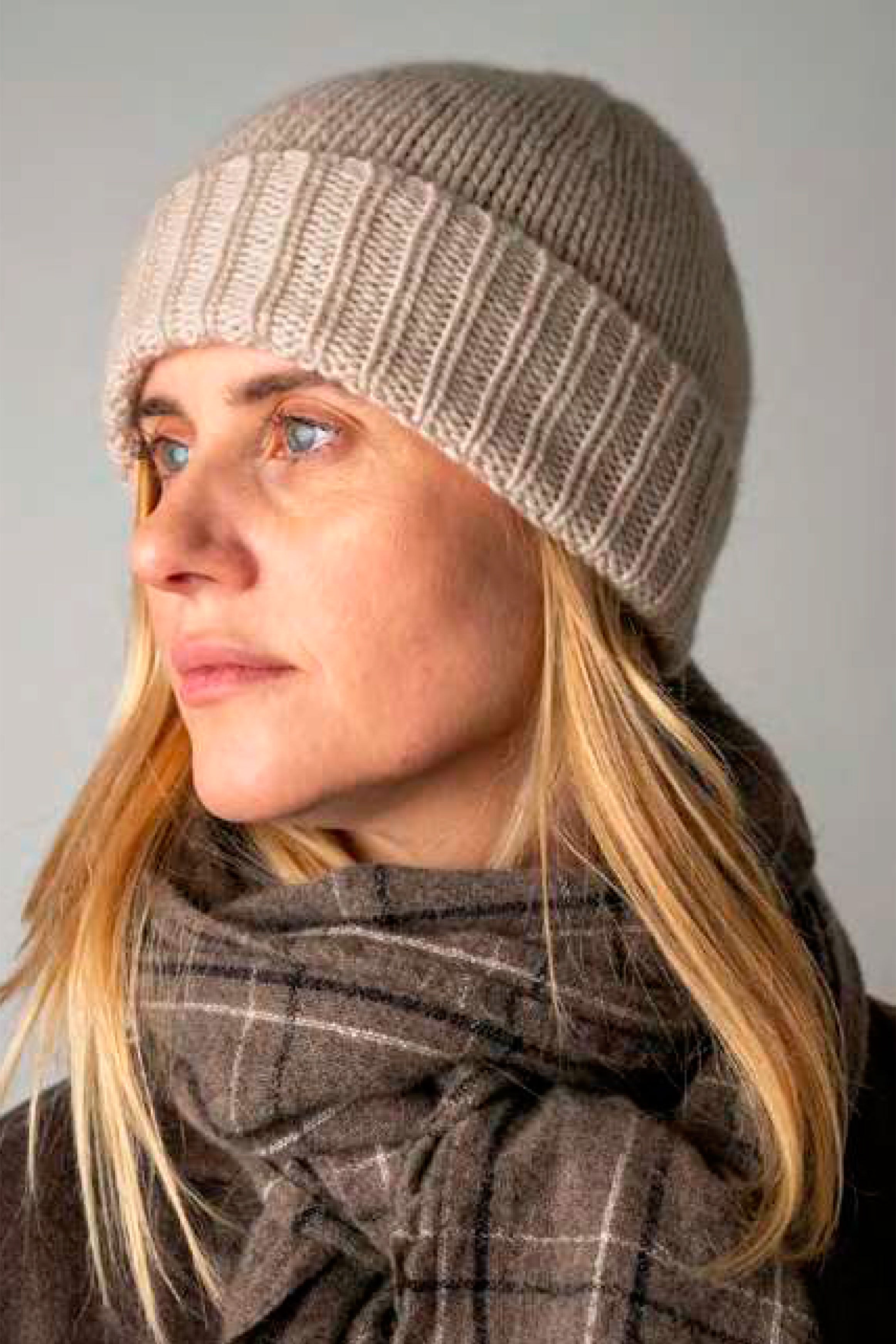 cashmere beanie champ