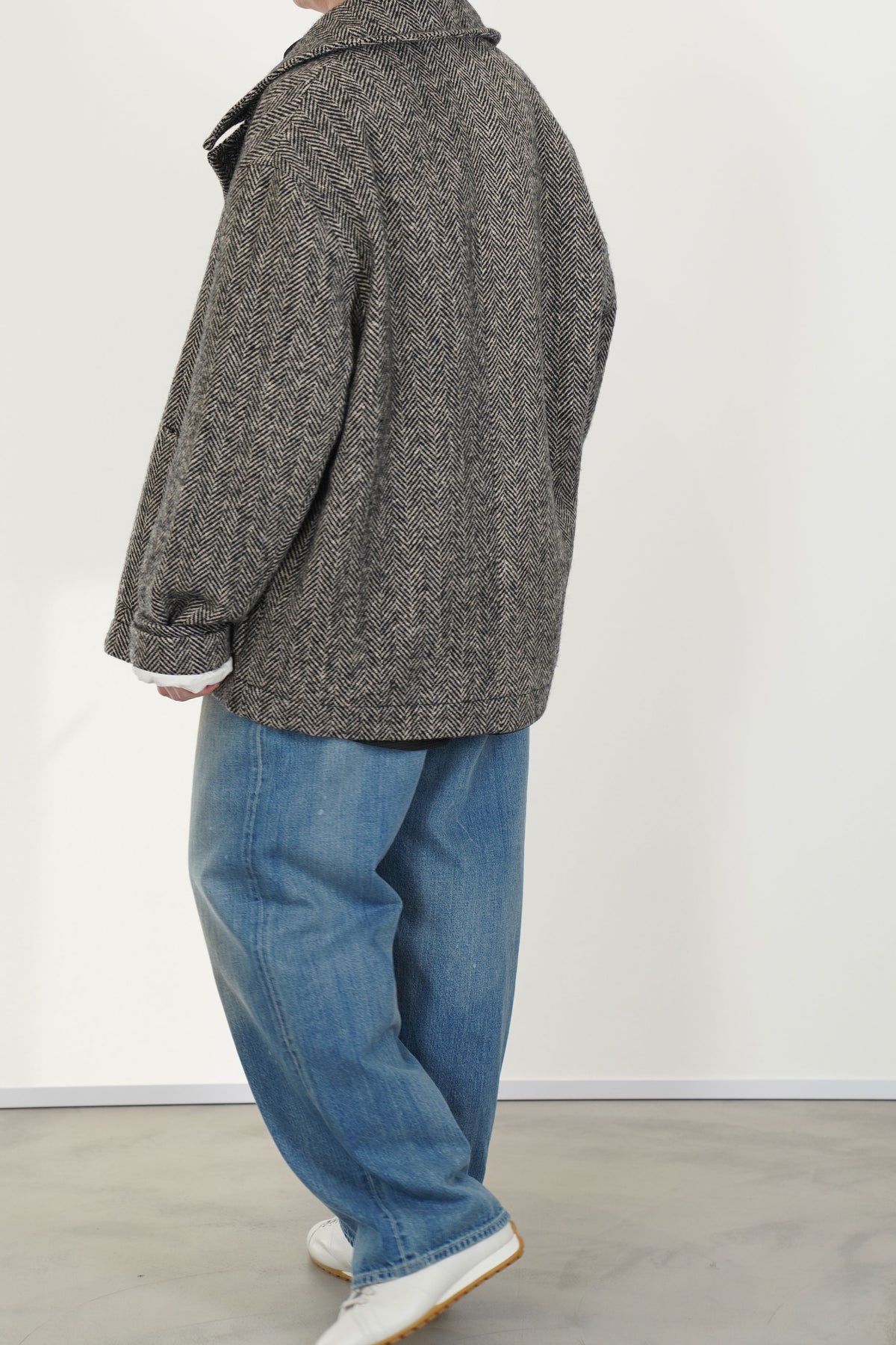 peacoat wool herringbone natural black