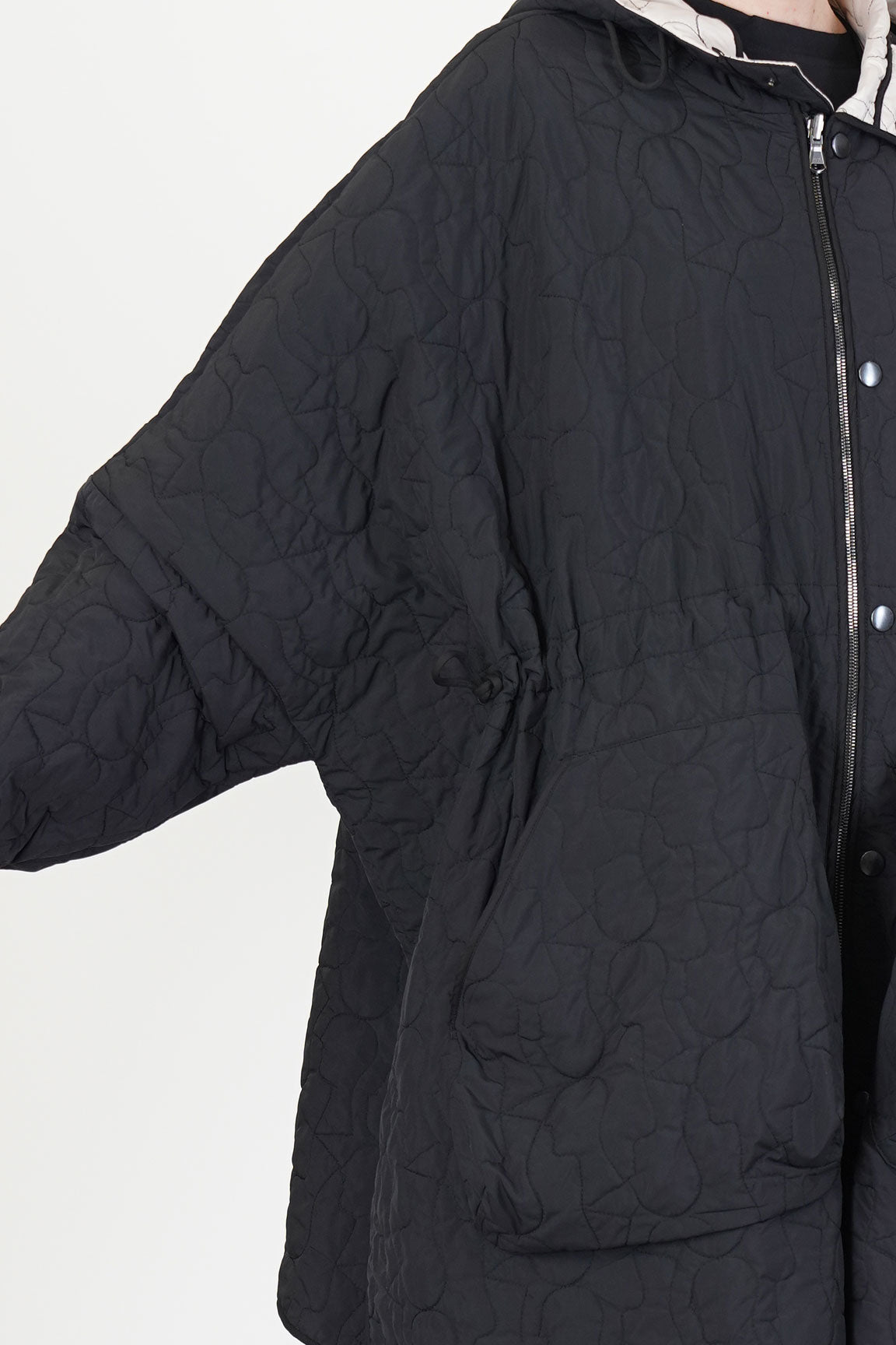 reversible sungjin coat black / cream