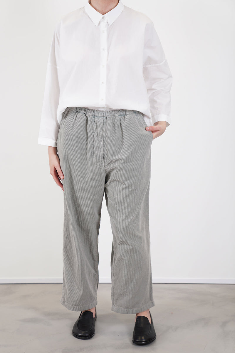 cord trousers worker timo lichen