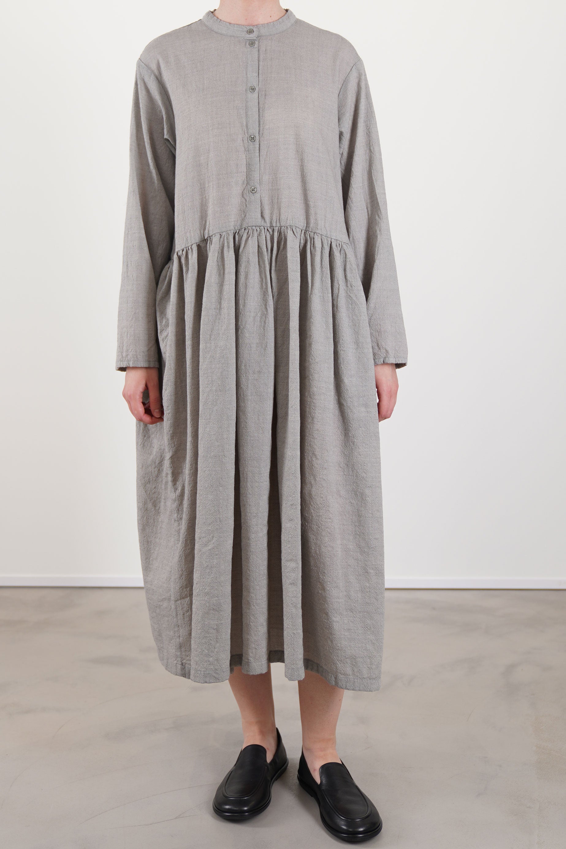 woolen dress mao lapa lichen