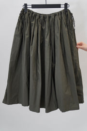 skirt plis iyo trash