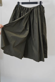 skirt plis iyo trash