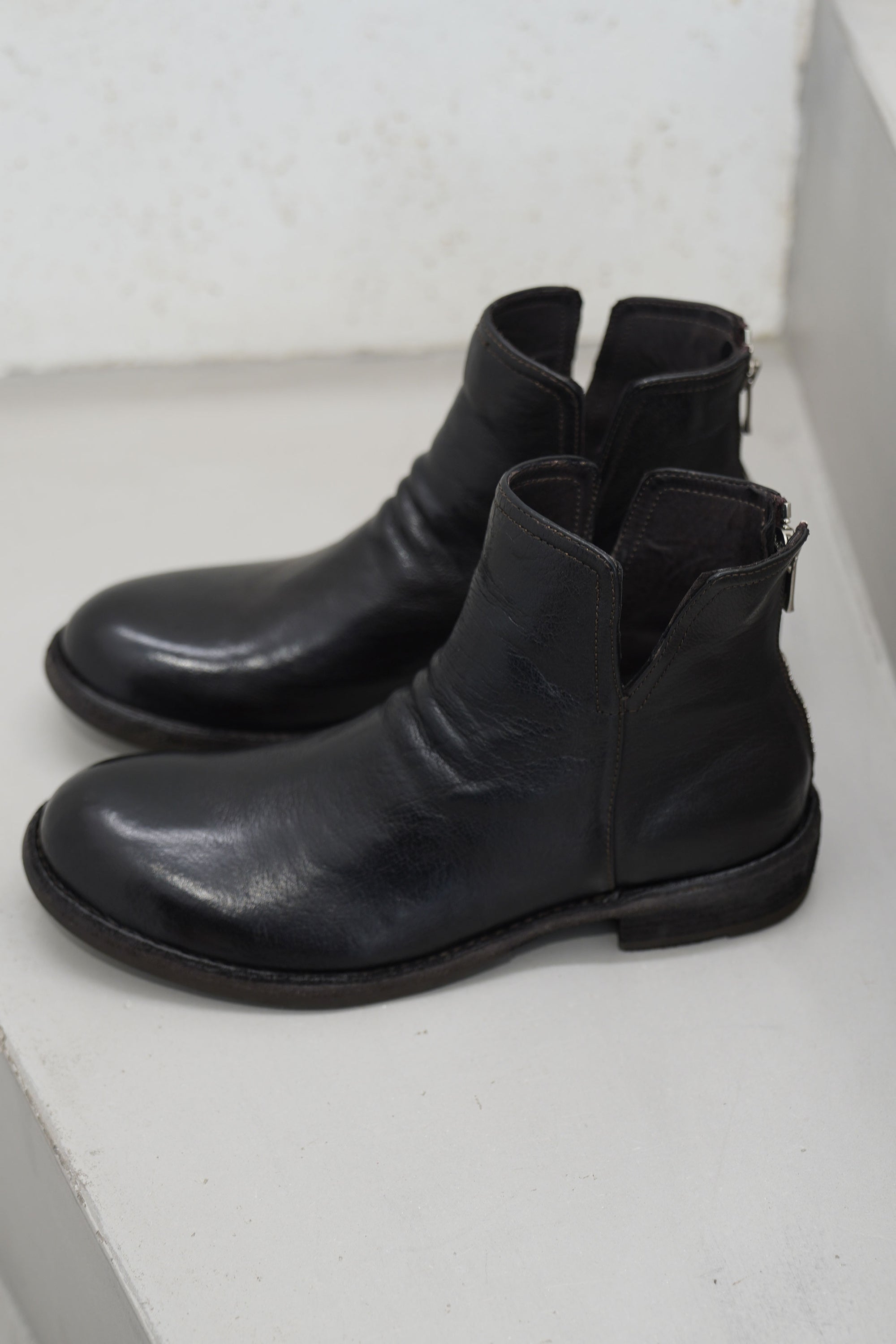 legrand 169 leather zipped boots ebony