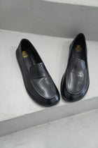 mienne 101 leather loafers black