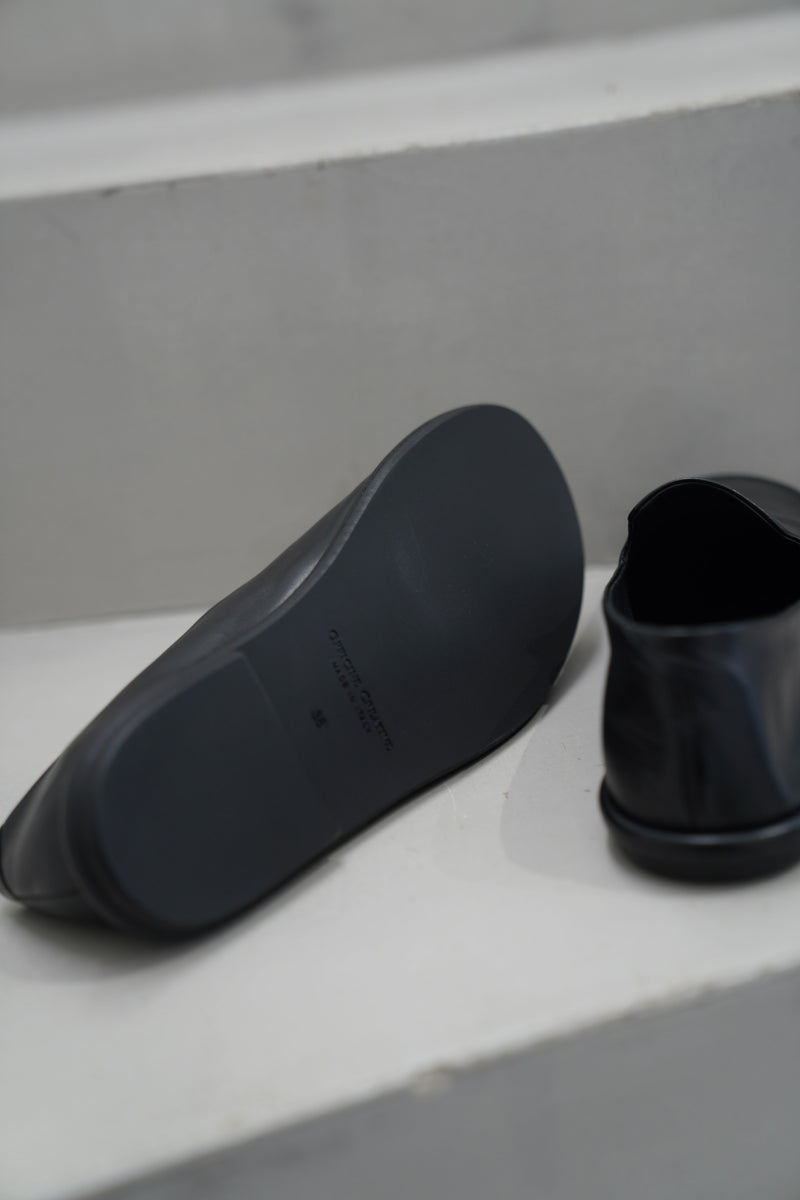 mienne 101 leather loafers black