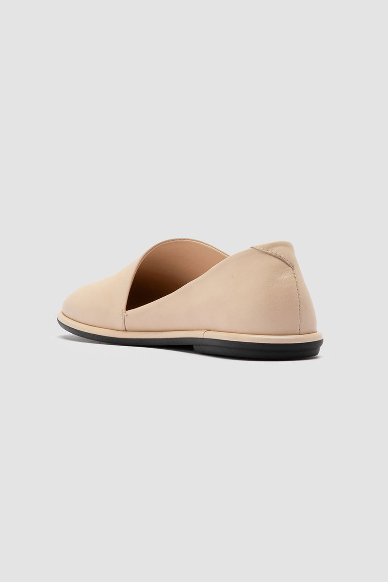mienne 103 leather shoes oat milk