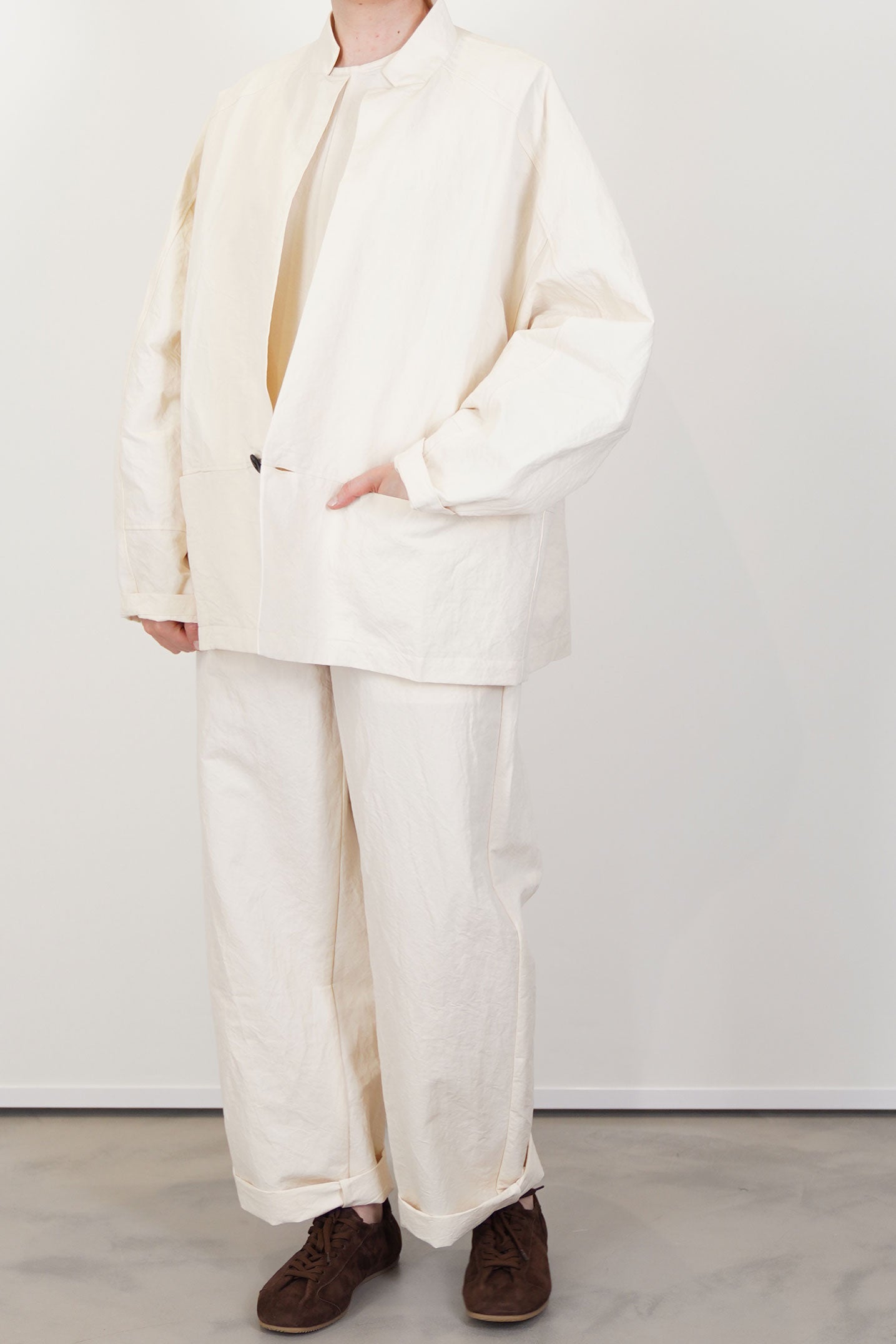 model wearing oyuna absent paper jacket ivory