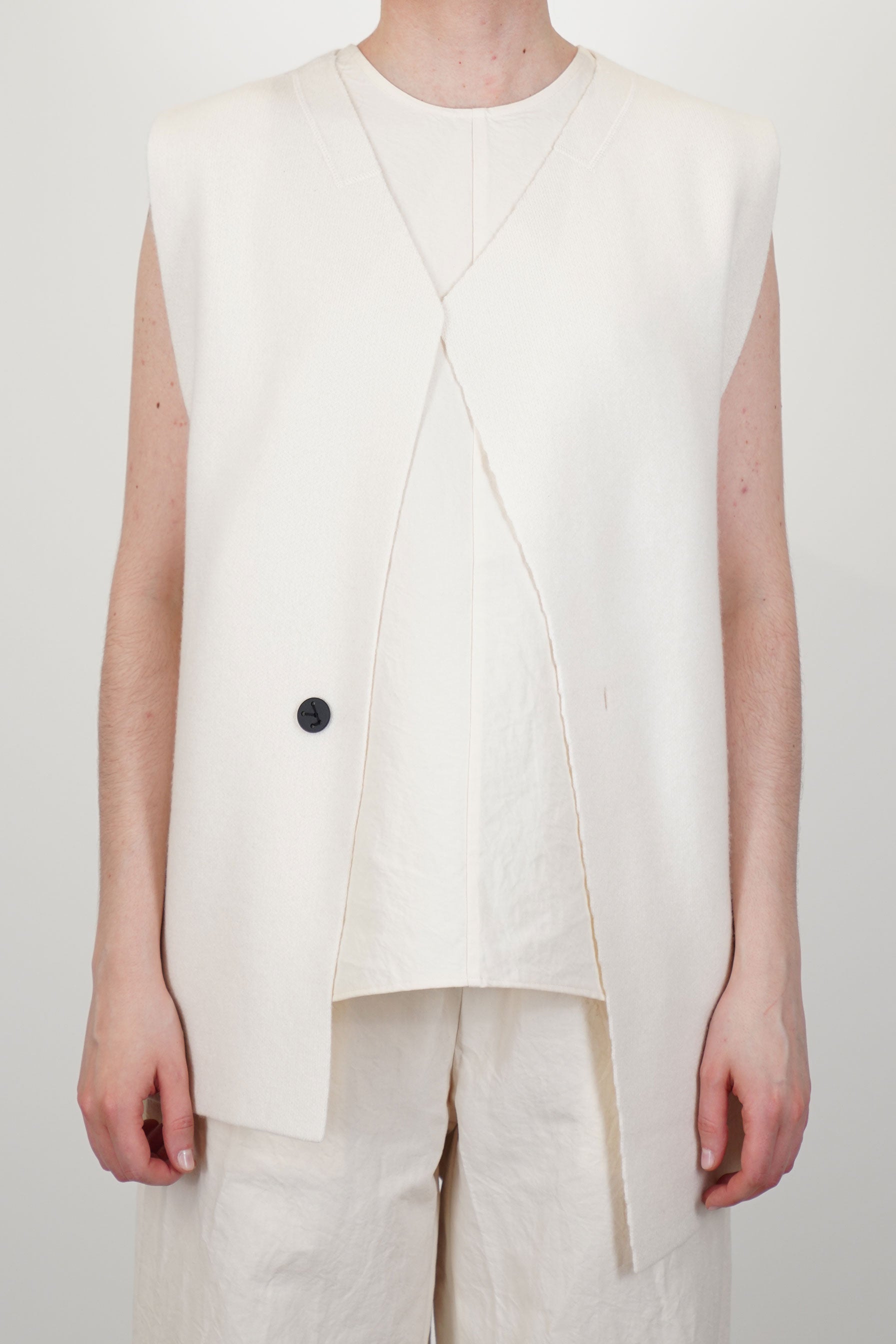 front view of oyuna moon jacket cashmere ivory