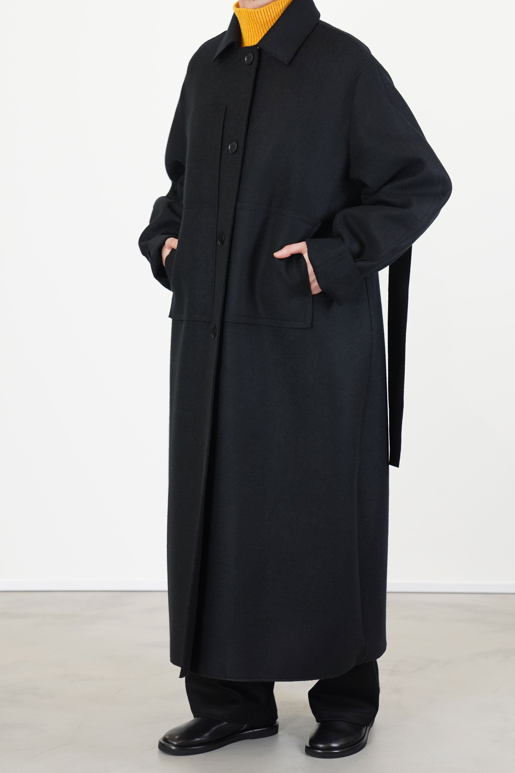 shield coat cashmere black